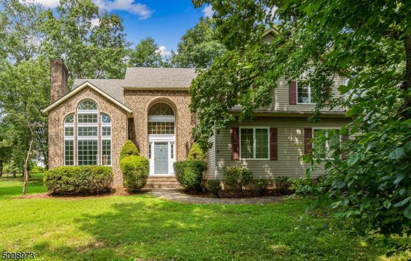 8 Erin Ct - Photo 1