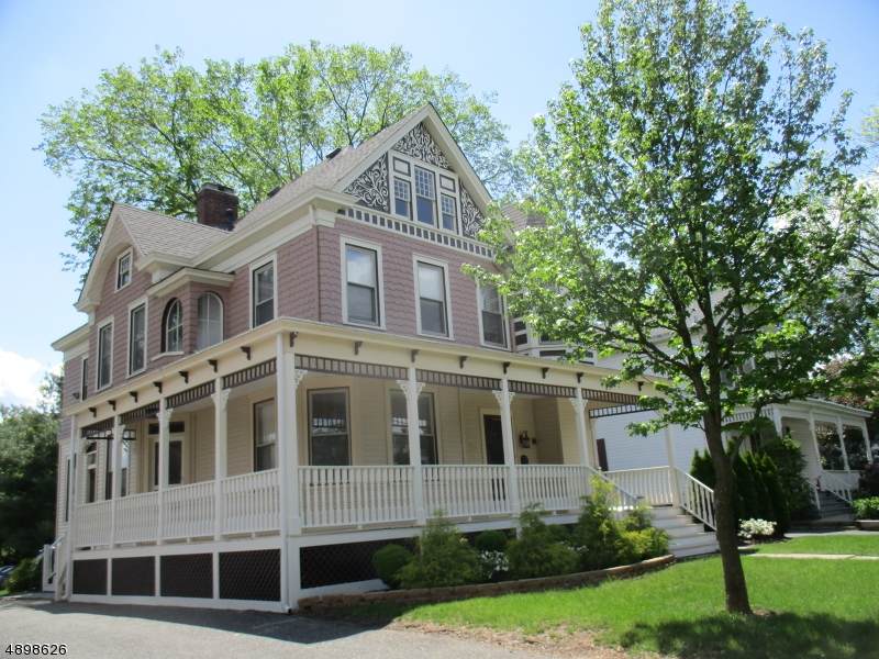 17 W Cliff St - Photo 1