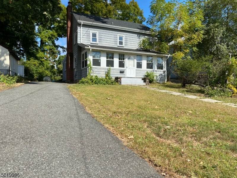 11 Hibernia Ave - Photo 1