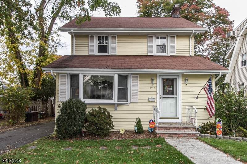 915 Ripley Avenue - Photo 1