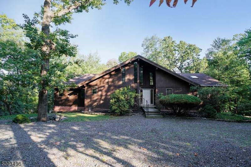 29 Ravenswood Ln - Photo 1