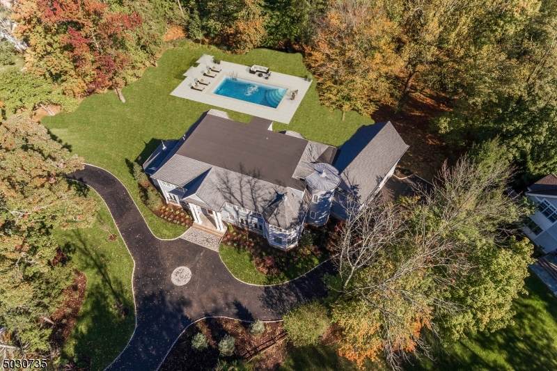 83 Hemlock Rd - Photo 1