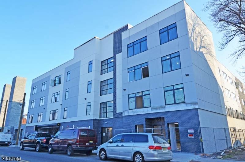 188 Lafayette St - Photo 1