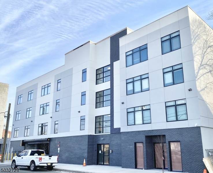188 Lafayette St - Photo 1