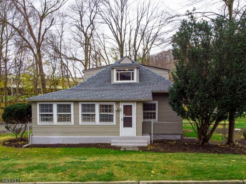 104 Ramapo Valley Rd - Photo 1