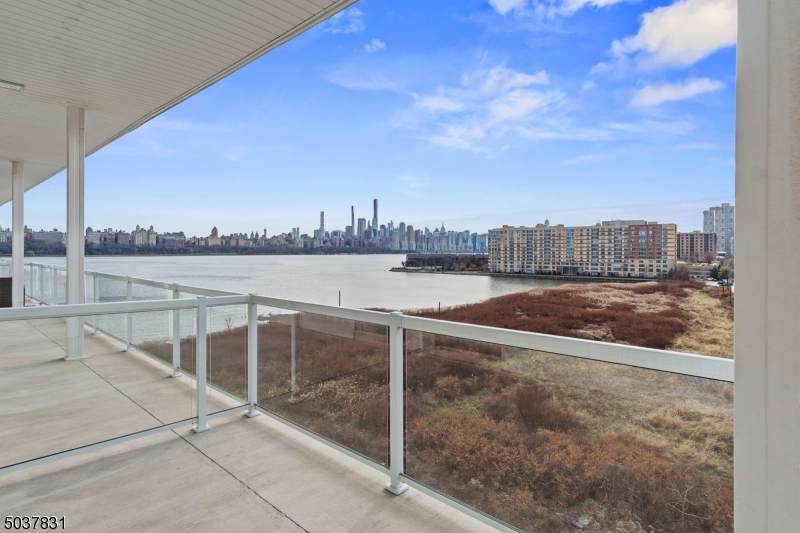 3 Somerset Ln - Photo 1