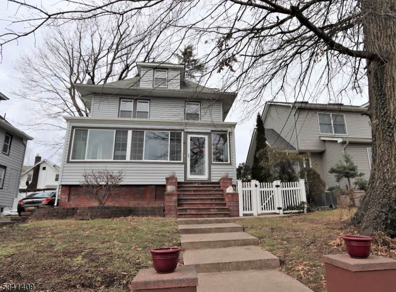41 Hillside Ave - Photo 1