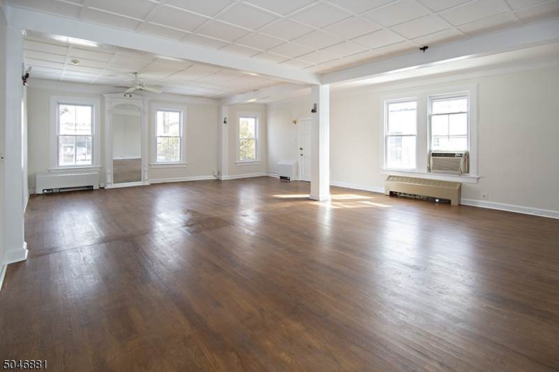 51 South St - Photo 1