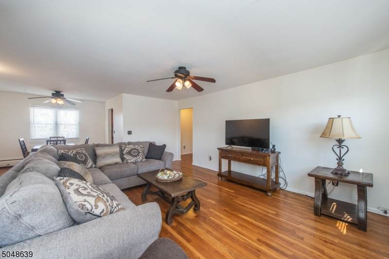 79 Roseland - Photo 1