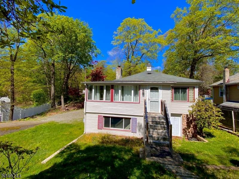 102 Dupont Ave - Photo 1