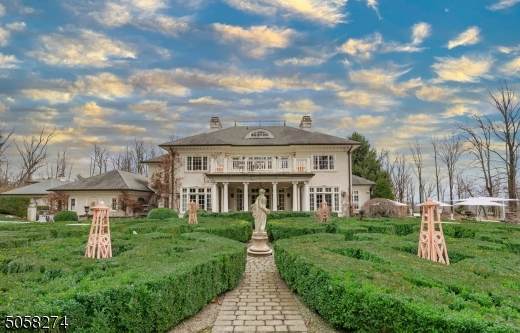 110 Village Rd - Photo 1