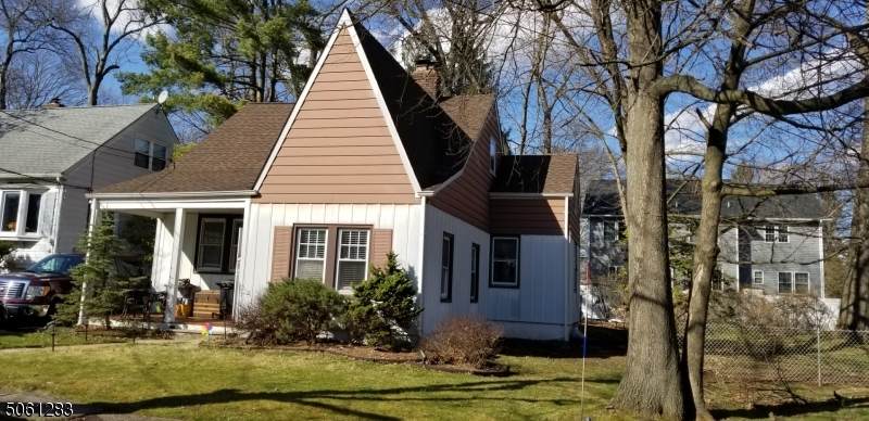 20 Amherst Pl - Photo 1