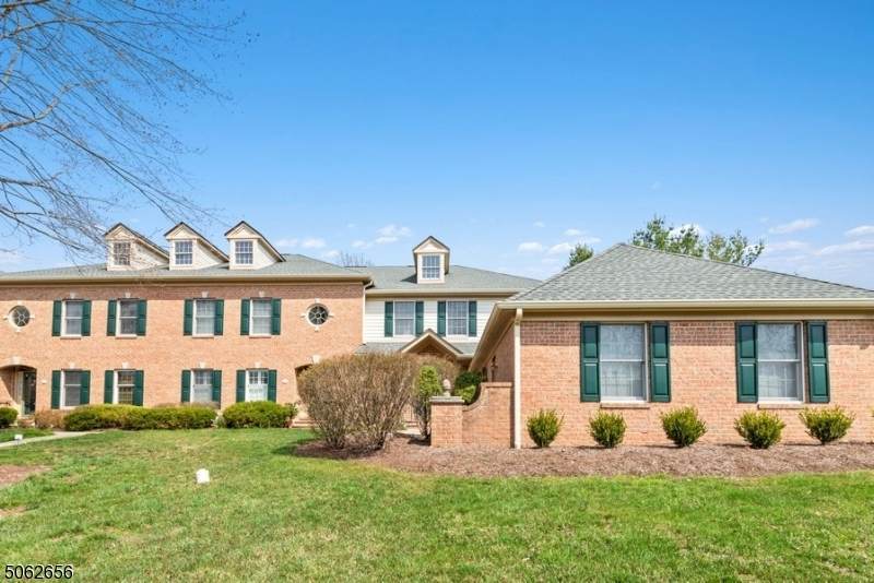 28 Pippins Way - Photo 1