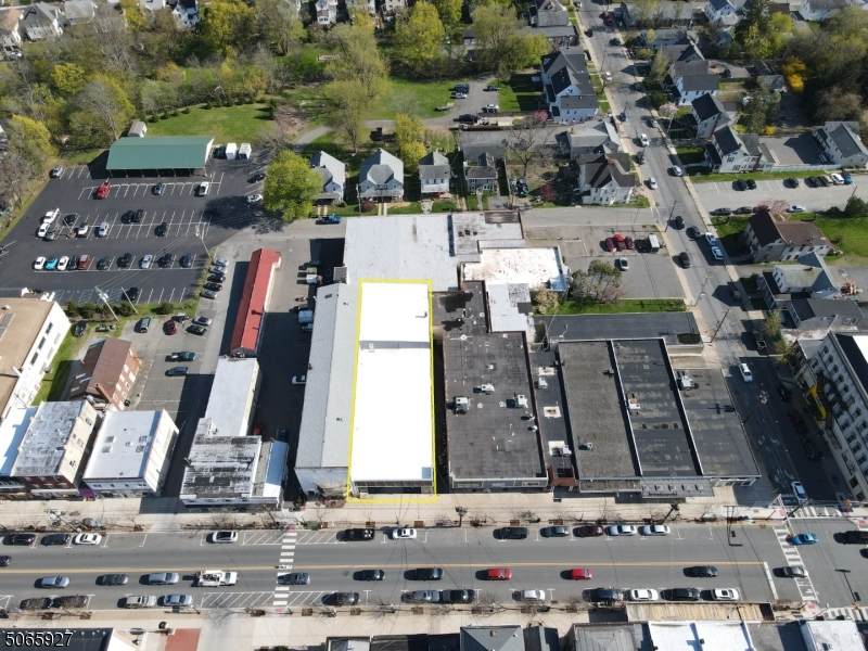 33 E. Washington Ave - Photo 1