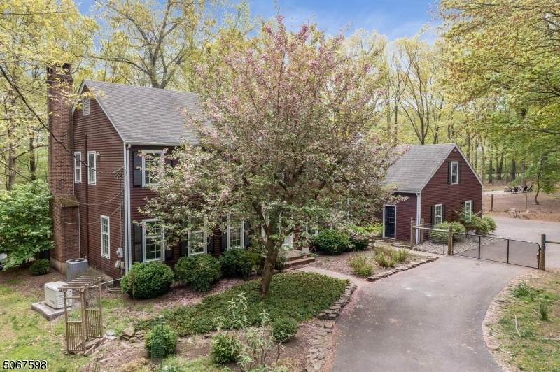 14 Pine Hill Road - Photo 1