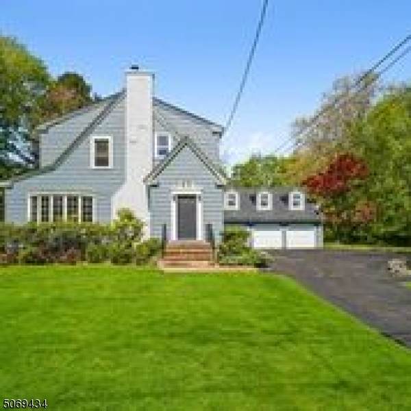33 Lakeview Dr - Photo 1