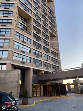 7002 Blvd E - Photo 1