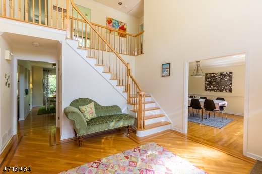 16 Mark Twain Dr - Photo 1