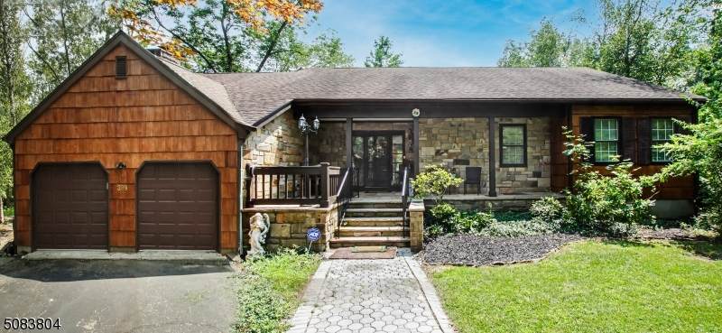 399 Cardinal Dr - Photo 1