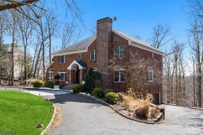 28 Glenview Dr - Photo 1