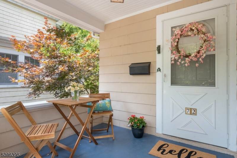72 Central Ave - Photo 1