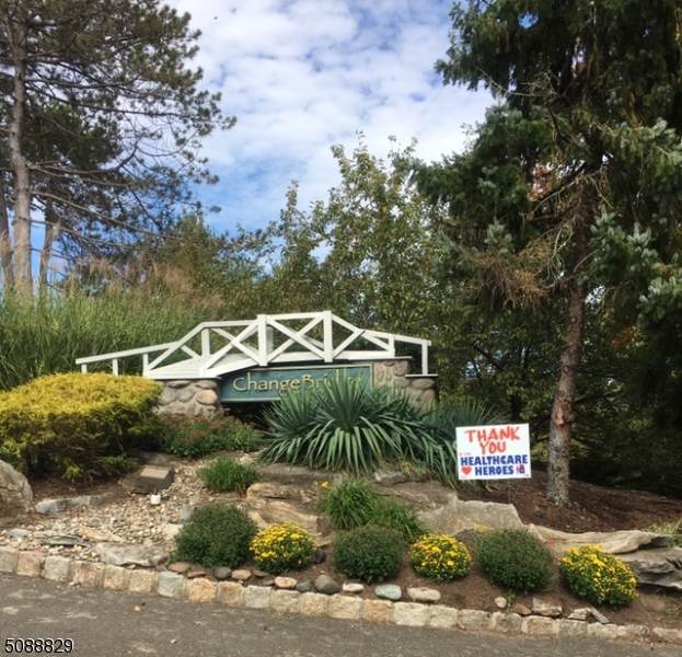 5 Village Dr - Photo 1