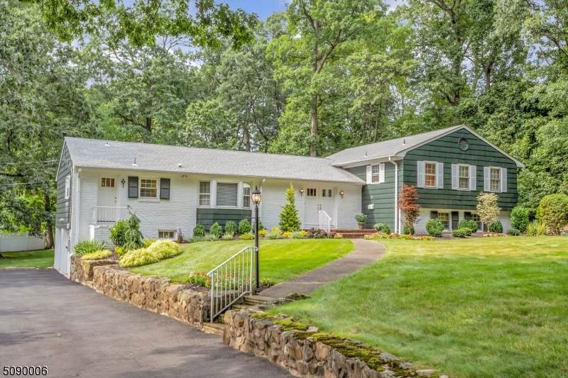 3 Sylvan Ct - Photo 1