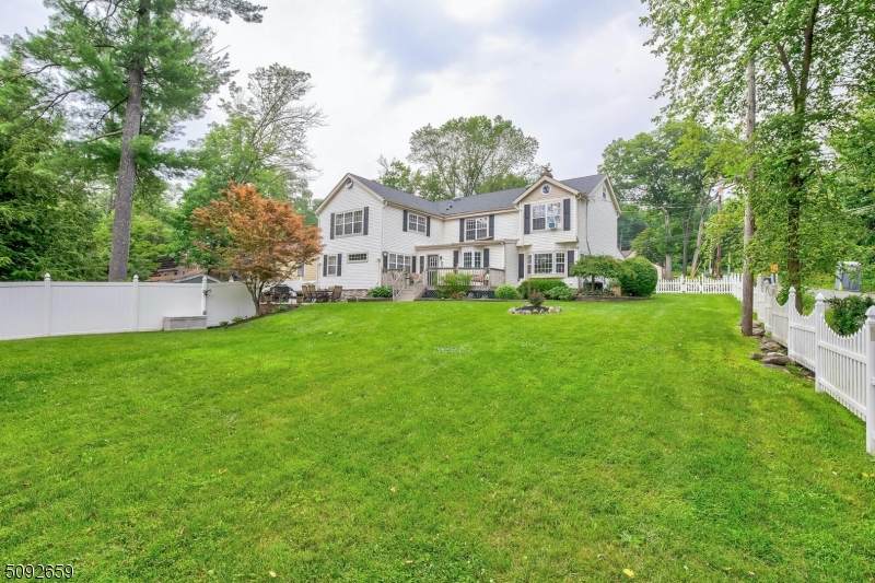 16 Shephard Rd - Photo 1