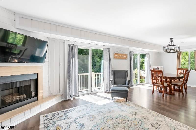 137 Woods Edge Dr - Photo 1