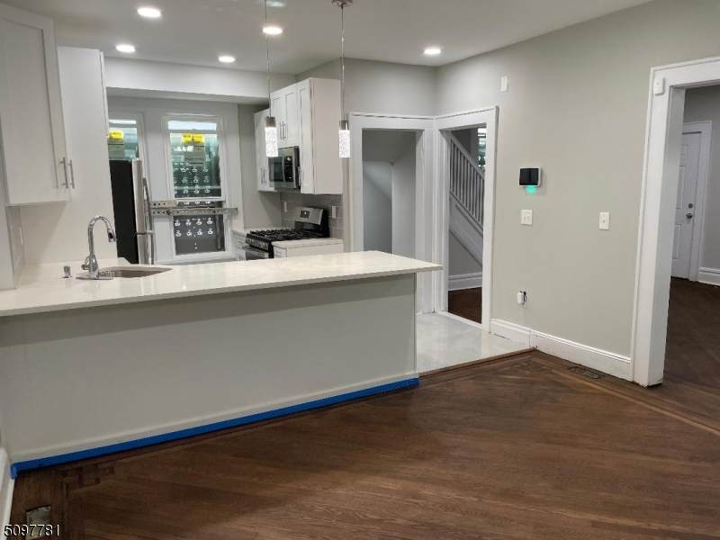 40 Salem St - Photo 1