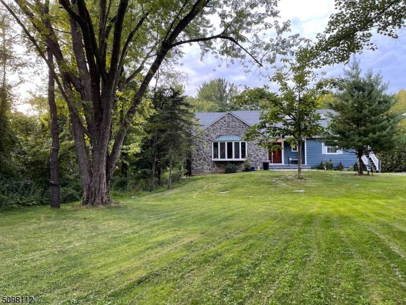 138 Meyersville Rd - Photo 1