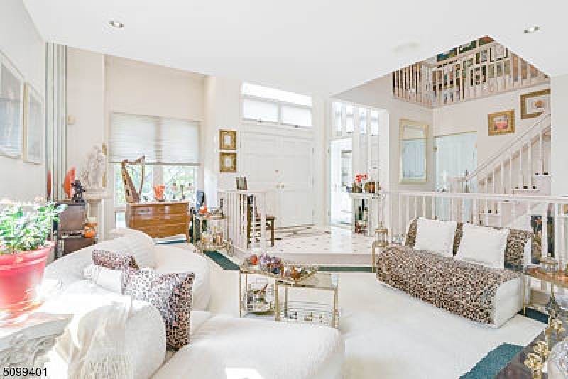 50 Madison Ave - Photo 1