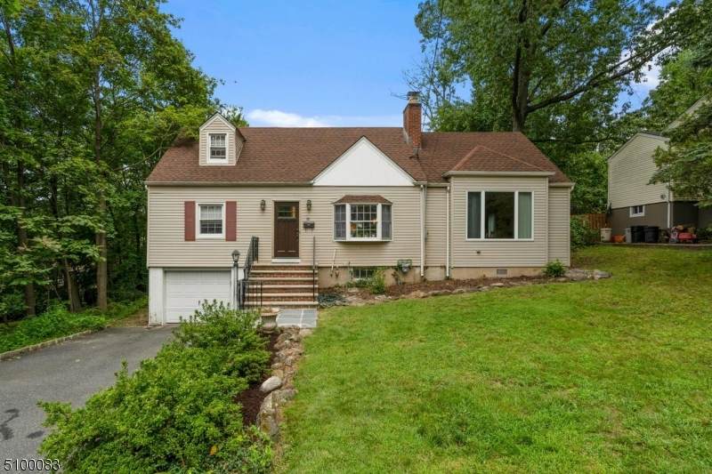 20 Fairview Ter - Photo 1