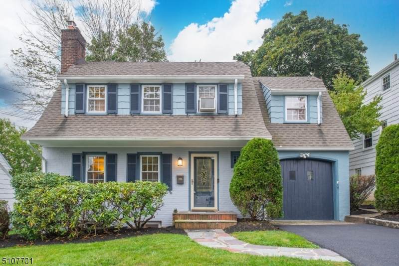 46 Pine St - Photo 1