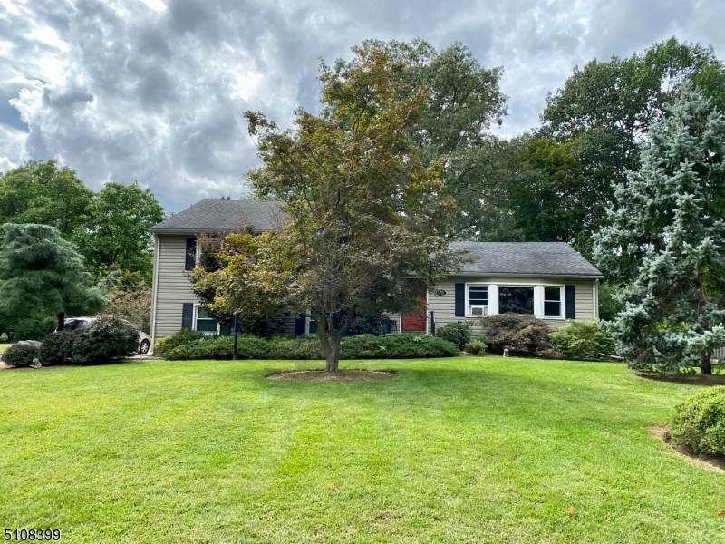 12 Birchwood Dr - Photo 1