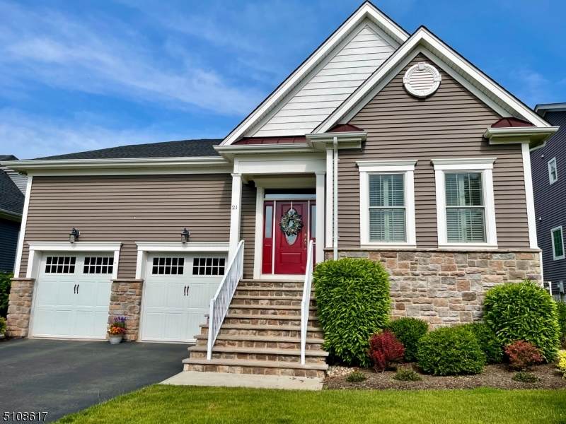 21 Portland Dr - Photo 1