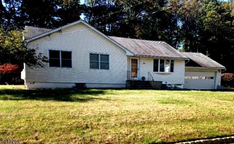 10 Orlando Dr - Photo 1
