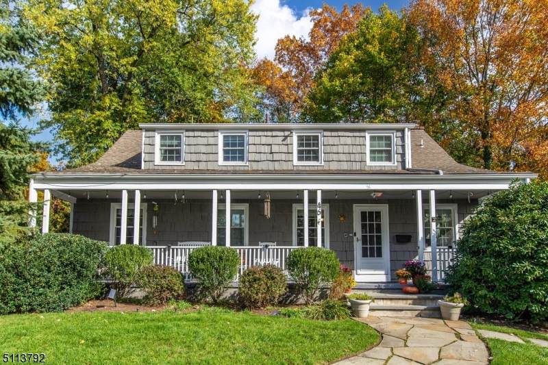 46 Franklin Ave - Photo 1
