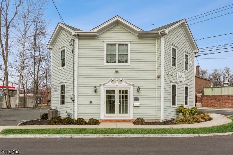 2376 South Ave - Photo 1