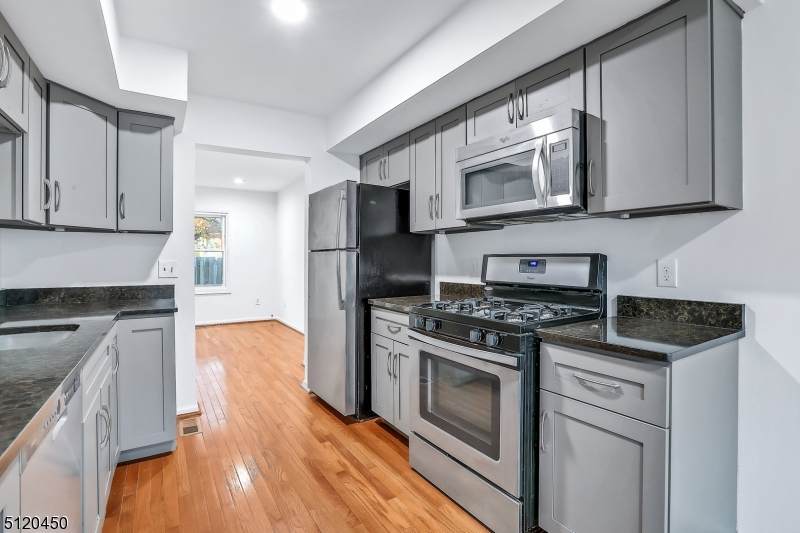 2 Cory Rd - Photo 1