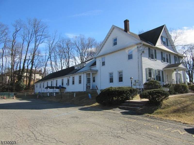 14 Hanover Rd - Photo 1