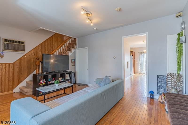 416 Davis Ave - Photo 1