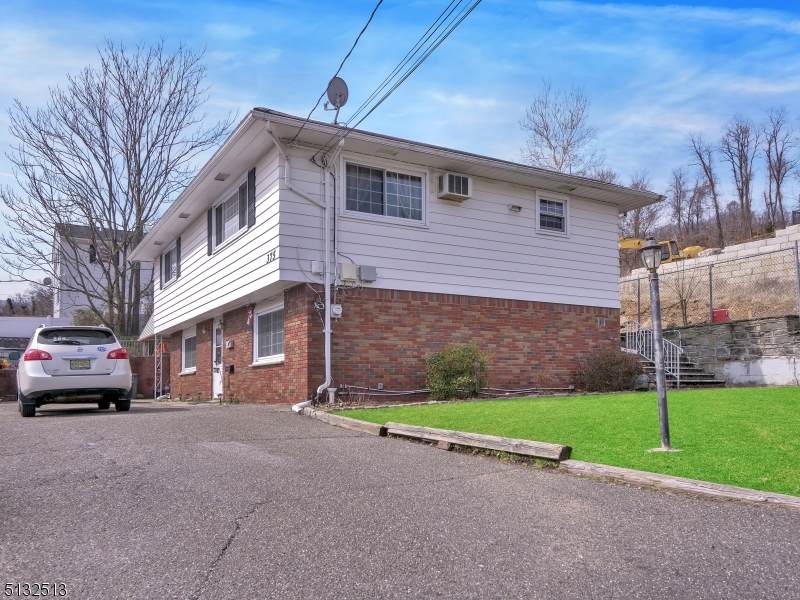 373 -375 Linwood - Photo 1