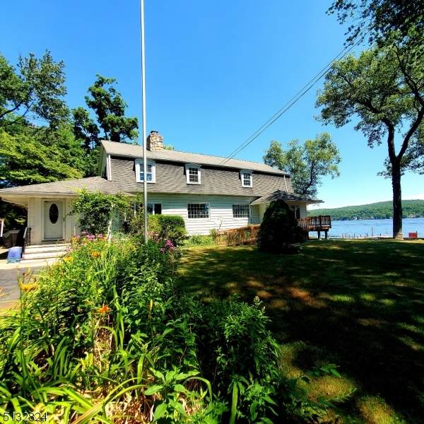 176 Lakeside Rd - Photo 1