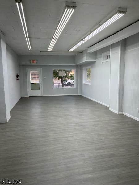 406 S Main St - Photo 1