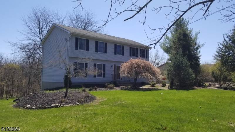 87 Davis Rd - Photo 1