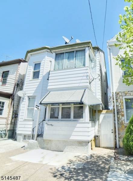 1079 E 24Th St - Photo 1