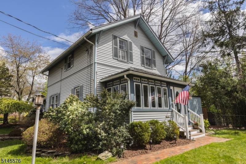 117 Burnham Rd - Photo 1