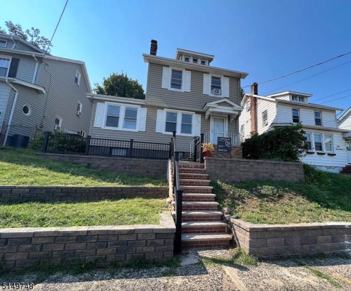 515 Union Ave - Photo 1