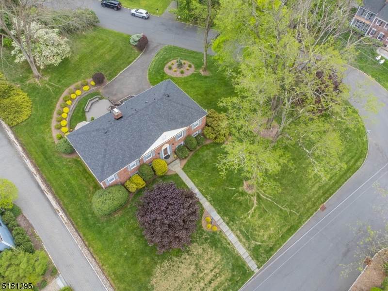 4 Sunset Dr - Photo 1